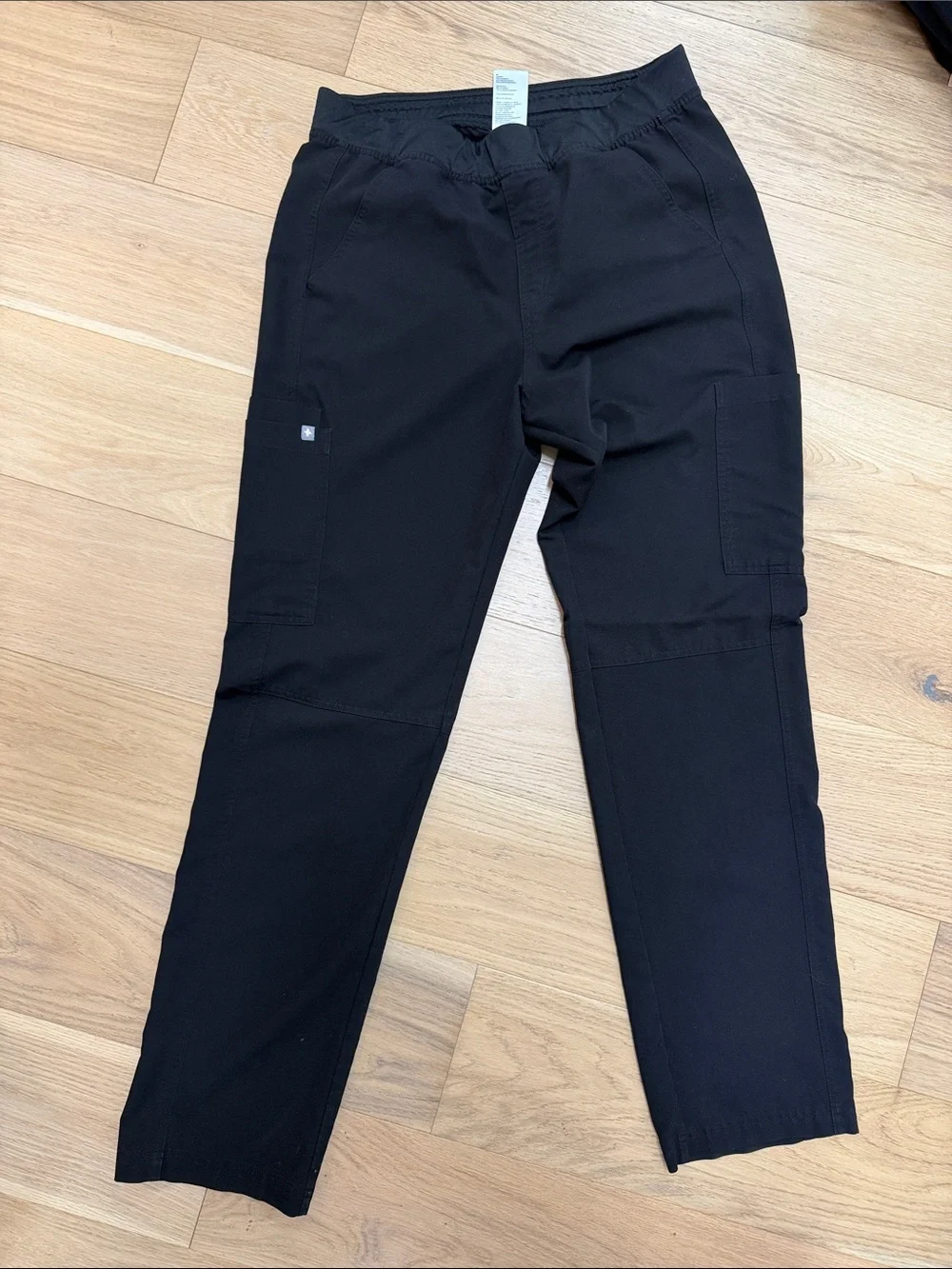 Figs Men's Black Cargo Scrub Pants with Utility Pocket